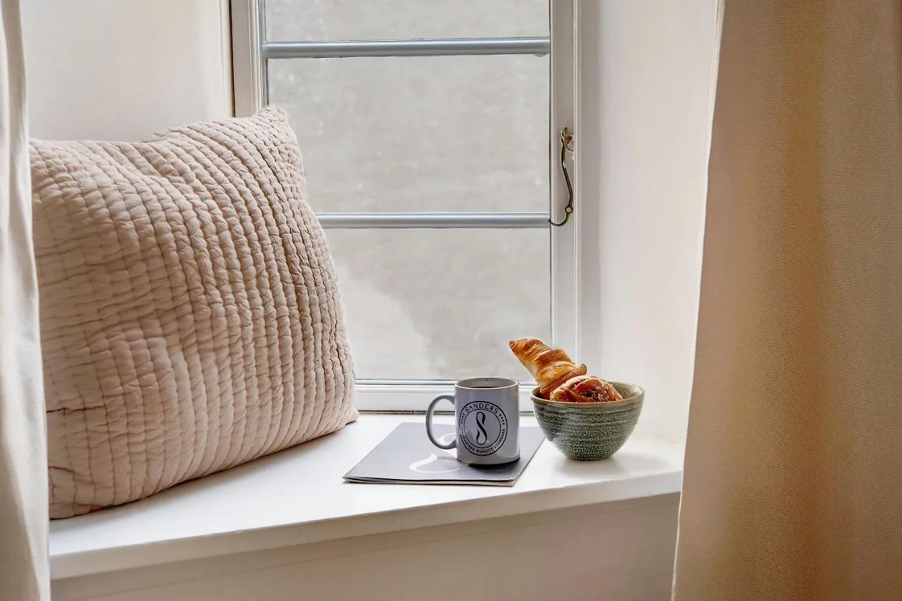 Sanders Central - Cute One-Bedroom Apartment In The Middle Of It All Copenhagen Denmark